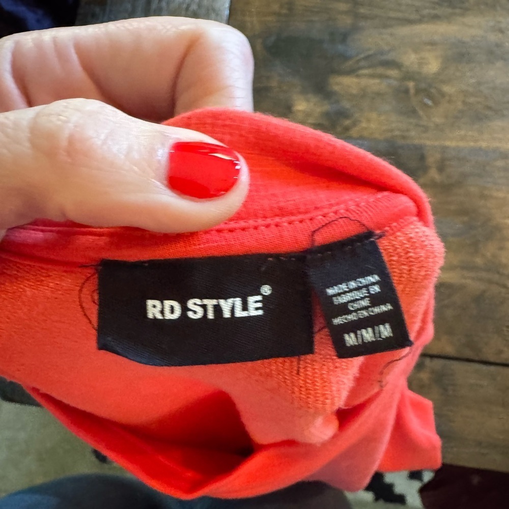 RD STYLE - MIVA SOFT KNIT TANK LIKE NEW - Picture 4 of 4